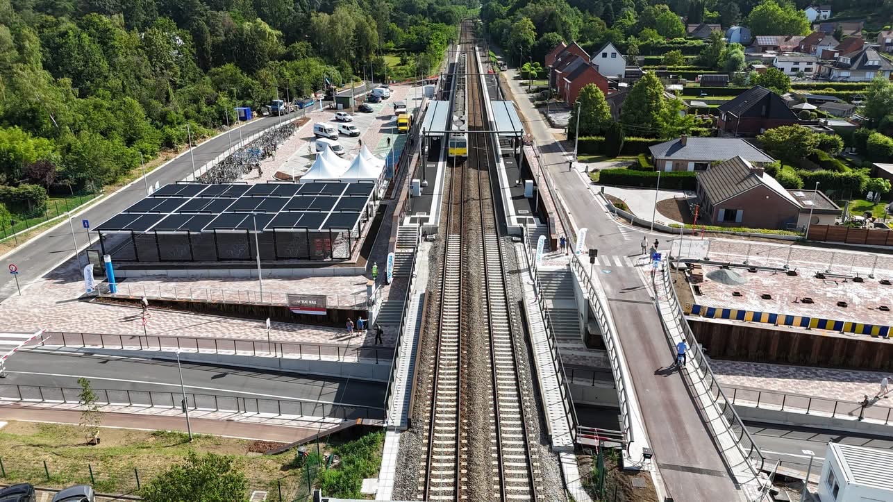 De Wezemaalse stationsomgeving.