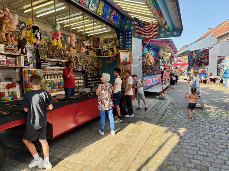 Kermiskraam in Rotselaar-Centrum