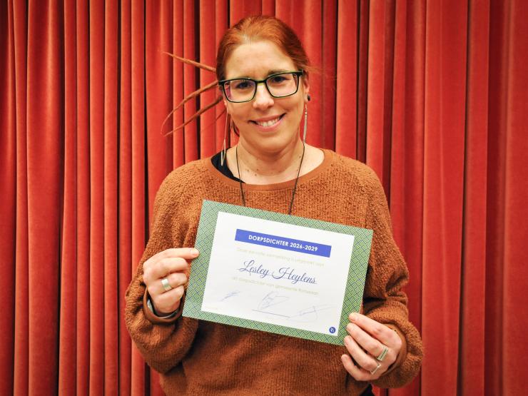 Dorpsdichter Lesley Heylens