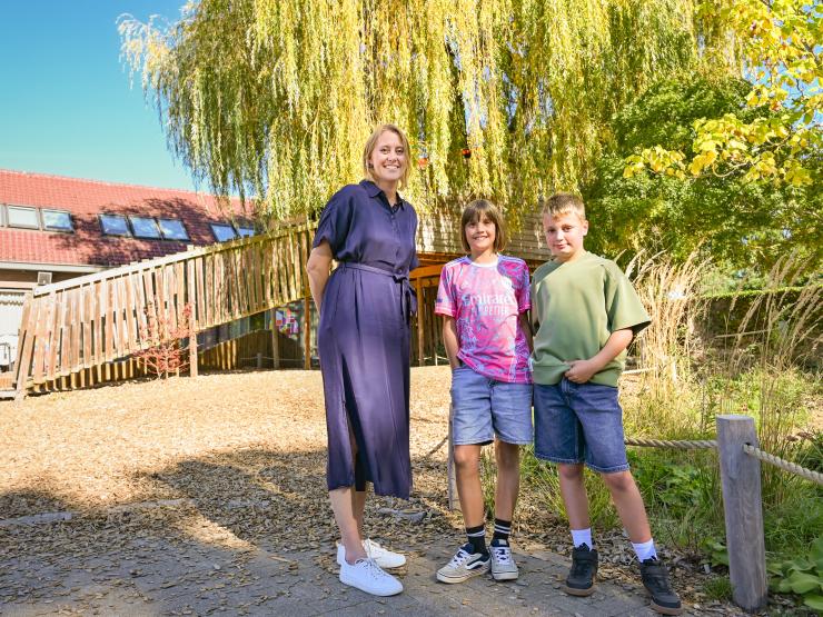 Treurwilg GBS 'de Straal' boom van het dorp